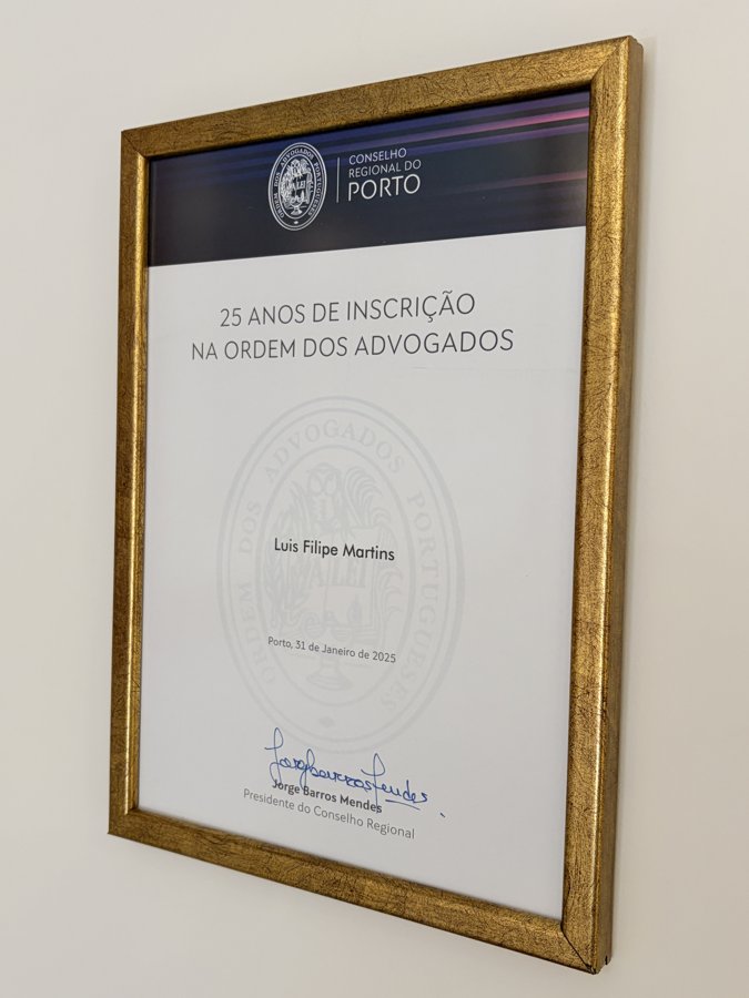 Certificado 25 anos de inscrição na Ordem dos Advogados